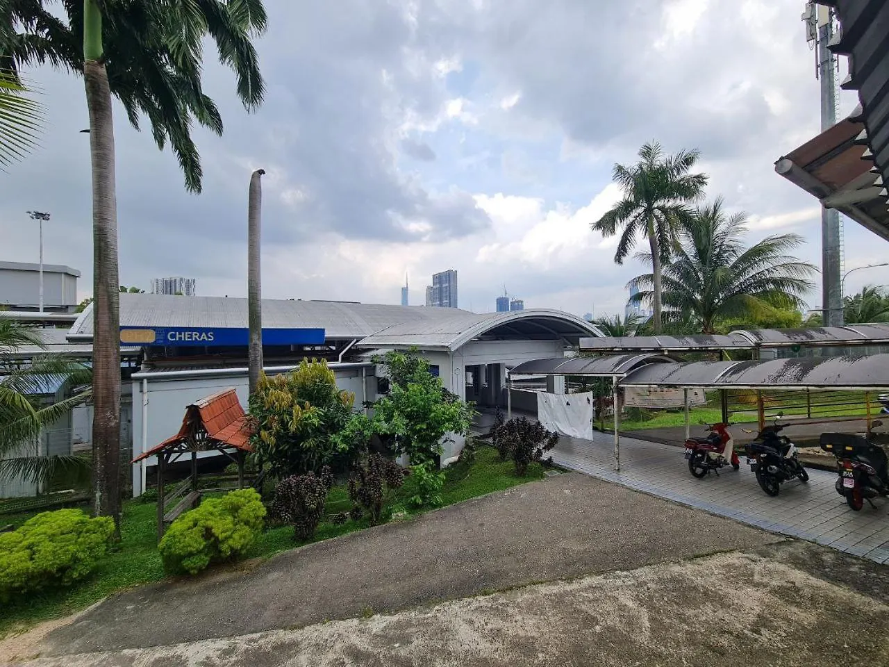 公寓 1 Min Next To Lrt Cheras 68 吉隆坡